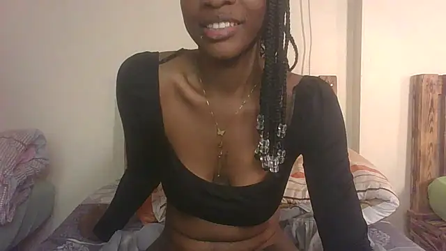 Snapshot of littlebunny_1 chatting on 07/17/26, 07:22 littlebunny 1 online show from 07/17/26, 07:22