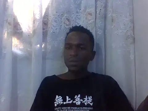 Snapshot of Roystone3 chatting on 06/12/26, 07:39 Roystone3 online show from 06/12/26, 07:39