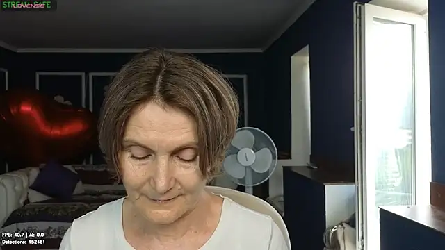 Snapshot of Mabel_Magic chatting on 06/17/26, 12:15 Mabel Magic online show from 06/17/26, 12:15