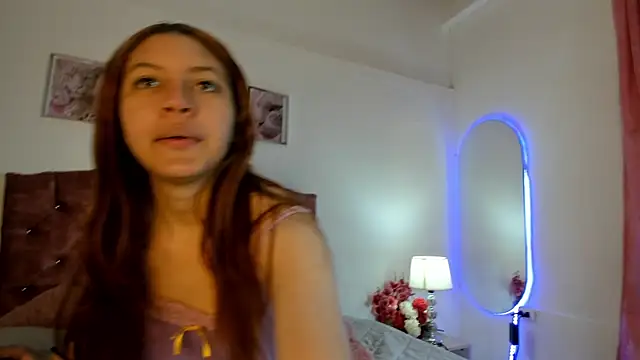 Mia Nova5 online show from 06/14/26, 12:06