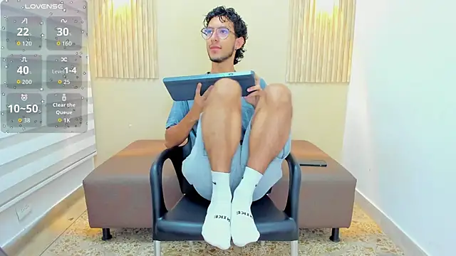 LEO SANZ66 online show from 06/09/26, 12:28