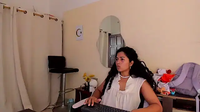 Nadia-Monroe online show from 07/14/26, 09:43