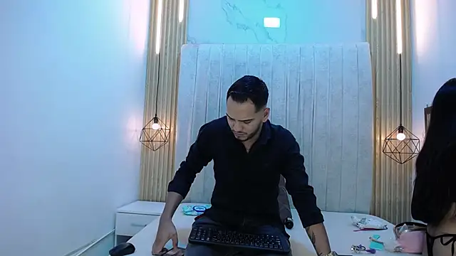 Snapshot of CarolinaySebas chatting on 07/04/26, 01:15 CarolinaySebas online show from 07/04/26, 01:15