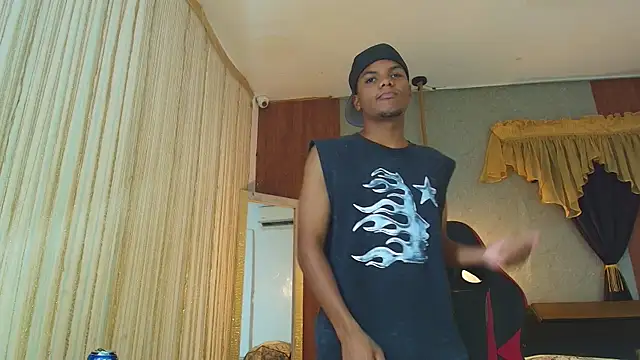 Snapshot of artur_collins_ chatting on 06/14/26, 02:24 artur collins online show from 06/14/26, 02:24