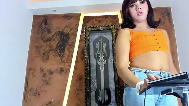AndreaGiraldo  online show from 07/14/26, 02:05