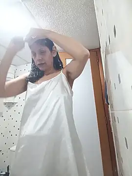 Samantha01 Rosse01 online show from 06/01/26, 01:50