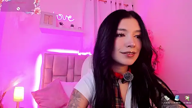 Isis waifu  online show from 05/27/26, 03:47