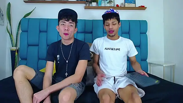 STRANGER BOYS online show from 07/10/26, 11:05