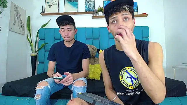 STRANGER BOYS online show from 06/29/26, 11:04