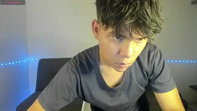 Snapshot of cuitealex chatting on 05/29/26, 05:35 cuitealex online show from 05/29/26, 05:35