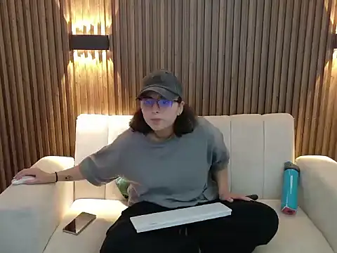 feelena mysoull online show from 05/31/26, 06:09