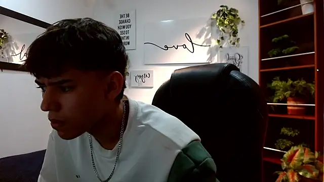 Ryan grayx online show from 06/01/26, 02:39