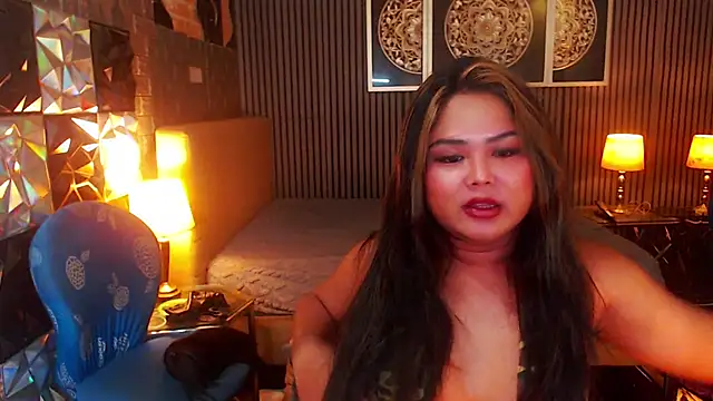 Snapshot of selena_lust chatting on 06/26/26, 05:41 selena lust online show from 06/26/26, 05:41