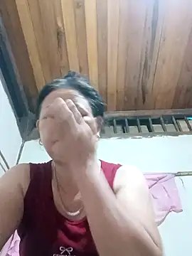 Snapshot of Orio-baby chatting on 06/19/26, 10:15 Orio-baby online show from 06/19/26, 10:15