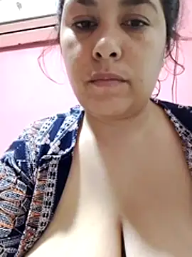 Snapshot of sofiapere1 chatting on 07/20/26, 10:01 sofiapere1 online show from 07/20/26, 10:01