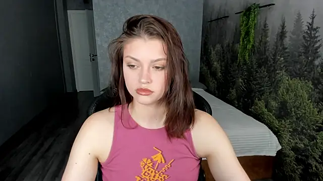 Snapshot of Maya-Mimi chatting on 07/11/26, 01:06 Maya-Mimi online show from 07/11/26, 01:06