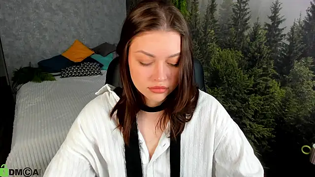 Snapshot of Maya-Mimi chatting on 06/19/26, 01:00 Maya-Mimi online show from 06/19/26, 01:00