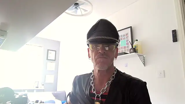 NottsLeather online show from 06/07/26, 09:36
