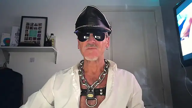 NottsLeather online show from 06/07/26, 09:42