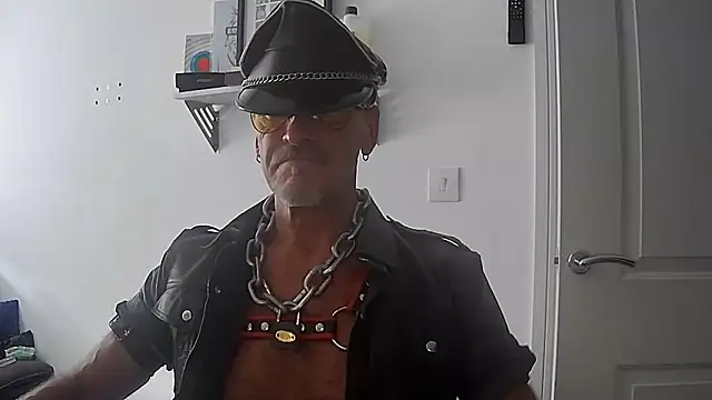 NottsLeather online show from 06/21/26, 02:23