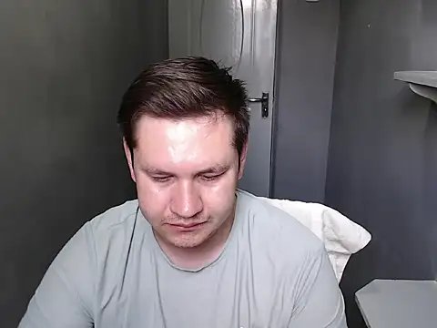 Max Marlyn online show from 06/18/26, 04:22