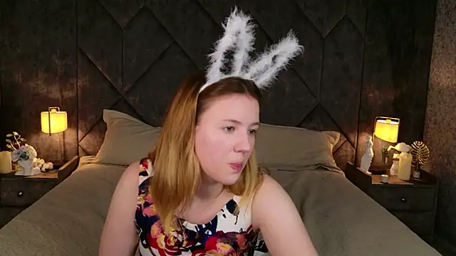 Laura Stellar online show from 07/05/26, 05:36