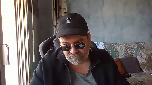 Snapshot of panda_06200 chatting on 06/07/26, 08:52 panda 06200 online show from 06/07/26, 08:52