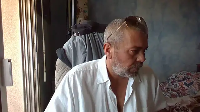Snapshot of panda_06200 chatting on 06/25/26, 10:53 panda 06200 online show from 06/25/26, 10:53