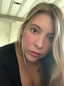 thania bby online show from 05/29/26, 05:52