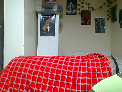 Snapshot of Sasha_Bliss chatting on 06/19/26, 12:16 Sasha Bliss online show from 06/19/26, 12:16