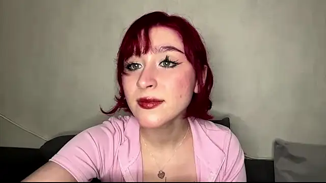 Snapshot of MartaCali chatting on 06/26/26, 04:57 MartaCali online show from 06/26/26, 04:57