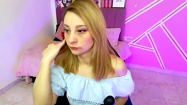 Barbie  sweet online show from 06/07/26, 12:43