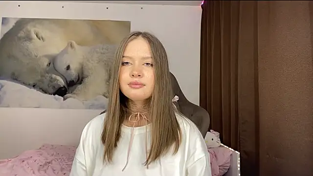 StefiMoon online show from 05/26/26, 03:10