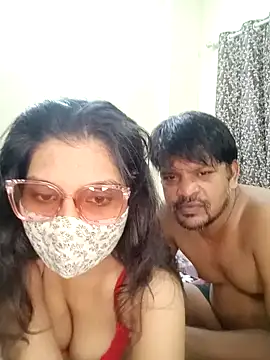 Snapshot of Desii_Couple69 chatting on 06/03/26, 06:23 Desii Couple69 online show from 06/03/26, 06:23