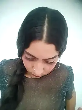 ScarletLovee  online show from 07/06/26, 02:02