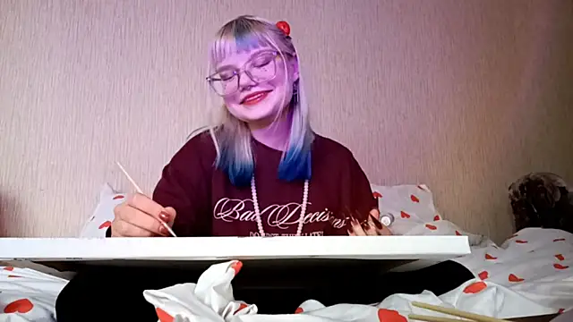 Lina lower online show from 05/27/26, 02:35