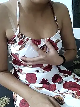 Snapshot of _Hornybabe chatting on 06/18/26, 02:00 Hornybabe online show from 06/18/26, 02:00