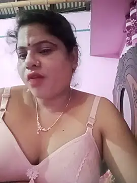 Snapshot of Maya_Vabi chatting on 06/09/26, 02:40 Maya Vabi online show from 06/09/26, 02:40