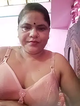 Snapshot of Maya_Vabi chatting on 07/16/26, 07:38 Maya Vabi online show from 07/16/26, 07:38