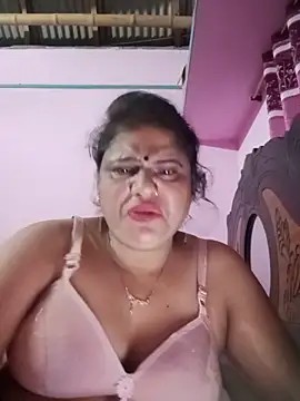 Snapshot of Maya_Vabi chatting on 06/16/26, 02:39 Maya Vabi online show from 06/16/26, 02:39