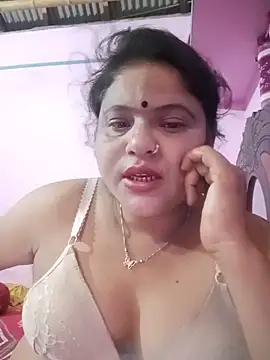 Snapshot of Maya_Vabi chatting on 05/29/26, 01:39 Maya Vabi online show from 05/29/26, 01:39