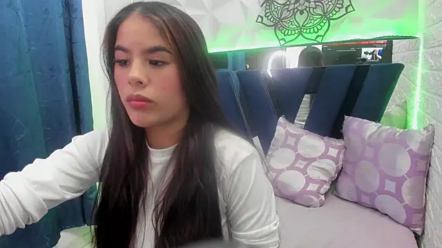 Snapshot of _natasha_love_ chatting on 05/28/26, 03:47 natasha love online show from 05/28/26, 03:47