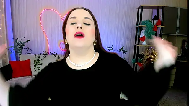 OliviaTwens online show from 06/12/26, 09:07