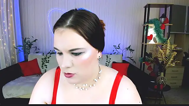OliviaTwens online show from 06/08/26, 09:10