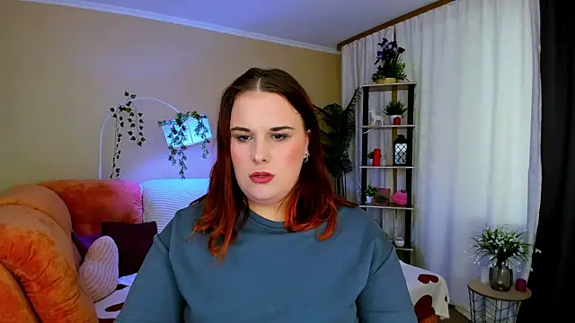 OliviaTwens online show from 06/05/26, 07:03