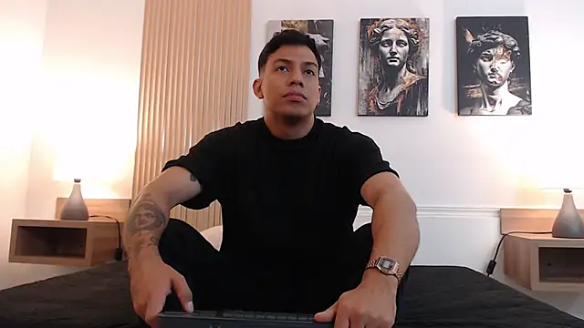 Snapshot of Diego_salvatore chatting on 06/18/26, 02:44 Diego salvatore online show from 06/18/26, 02:44