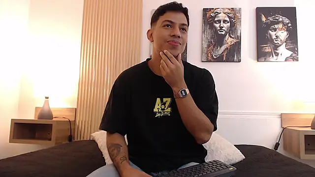 Snapshot of Diego_salvatore chatting on 06/19/26, 02:45 Diego salvatore online show from 06/19/26, 02:45