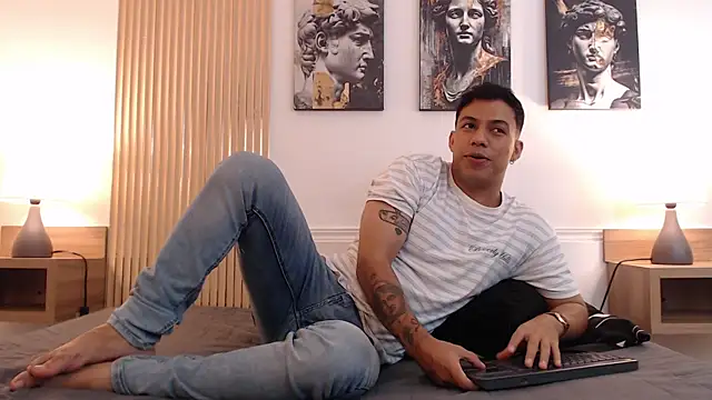 Snapshot of Diego_salvatore chatting on 07/02/26, 02:45 Diego salvatore online show from 07/02/26, 02:45