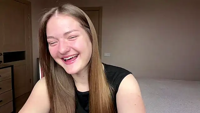 Snapshot of lizzzanatooo chatting on 05/30/26, 05:25 lizzzanatooo online show from 05/30/26, 05:25
