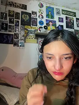 angelgirl2006 online show from 06/18/26, 07:19